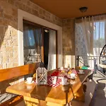 بيت للعطل Beti With Heated Pool *