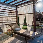بيت للعطل Beti With Heated Pool