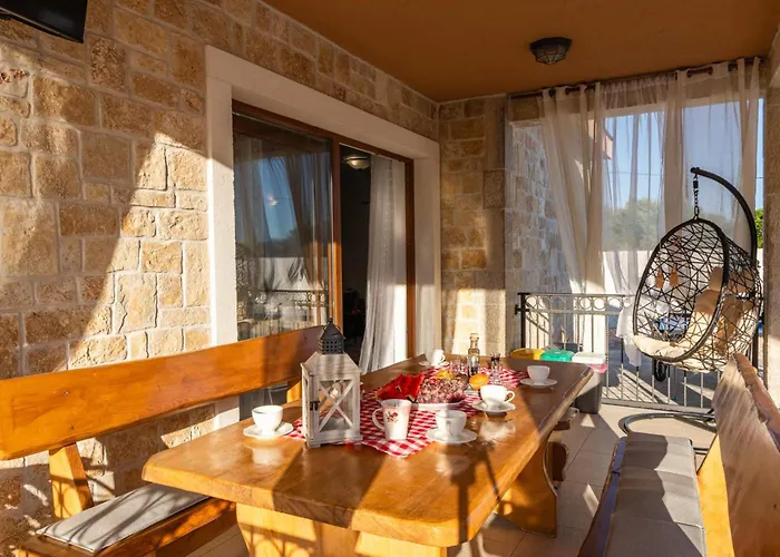 Сasa de vacaciones Beti With Heated Pool *