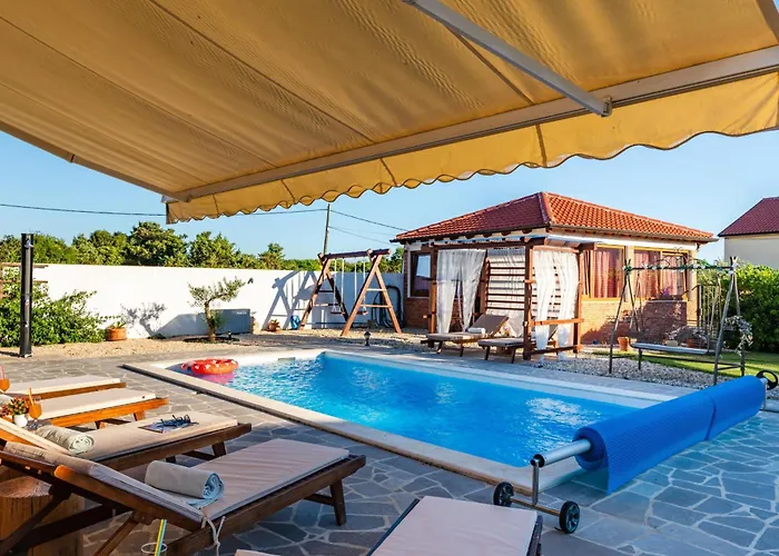 Beti With Heated Pool Сasa de vacaciones