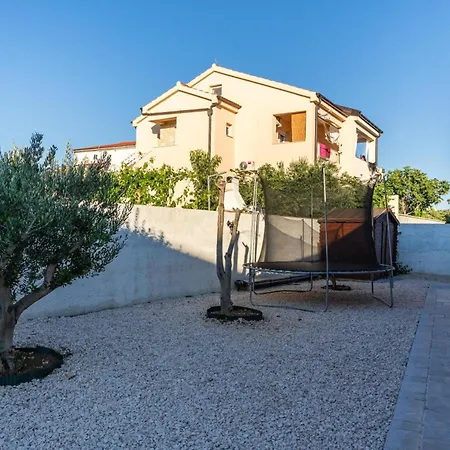 Beti With Heated Pool * Vrsi
