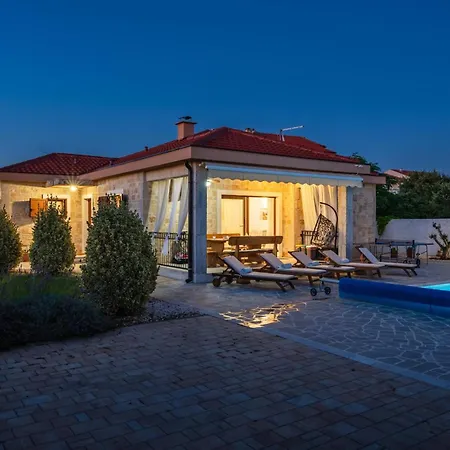 Beti With Heated Pool Holiday home Vrsi