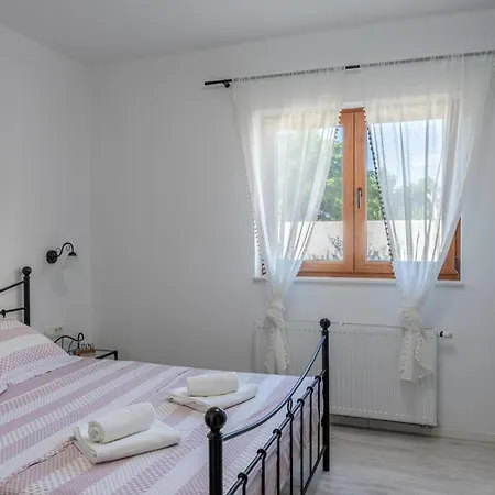 Beti With Heated Pool Holiday home